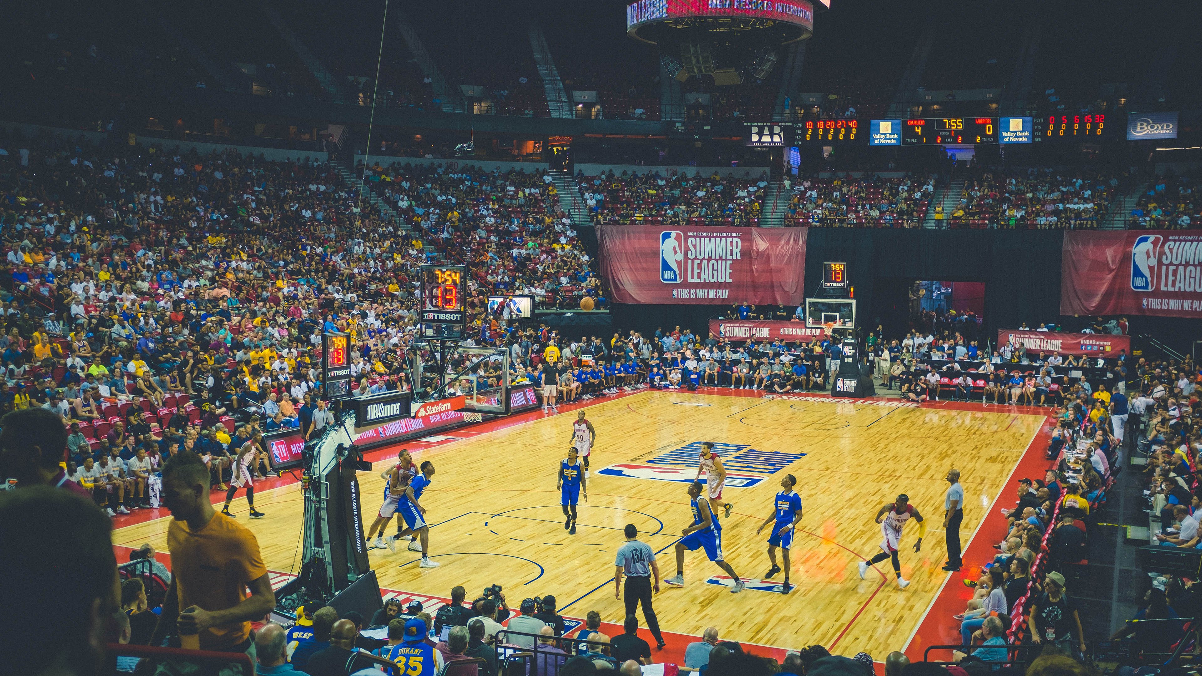 开云体育2026-公牛加时险胜步行者，一场被汗水浸透的非典型总决赛焦点战